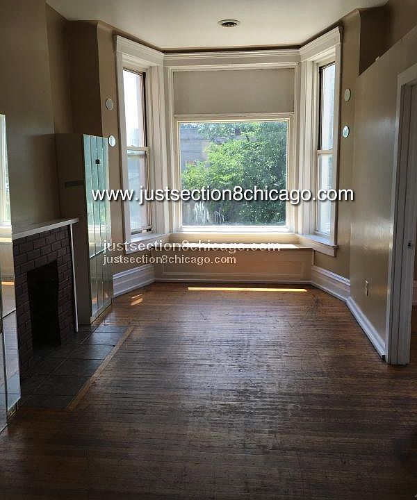 2nd image of 3350 W Walnut St #2