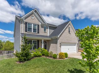 6015 Harkness Ln, Versailles, KY 40383