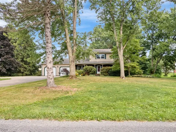 34 Kehner Rd, Mogadore, OH 44260