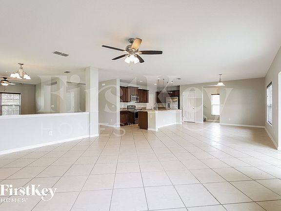 3rd image of 186 Iron Horse Ln