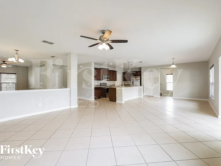 186 Iron Horse Ln — Photo 3