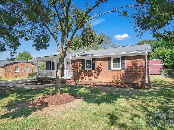 4th image of 1803 Sulphur Springs Rd