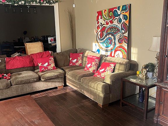 5th image of 18330 Ella Blvd