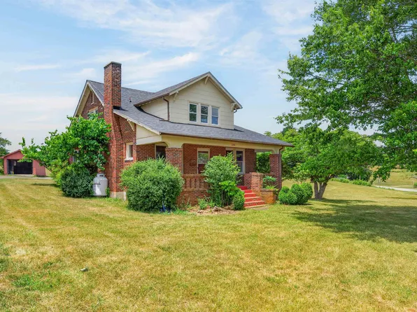 1224 Floyd Hwy S, Floyd, VA 24091
