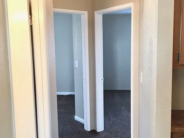 395 Cimarron Dr — Photo 16