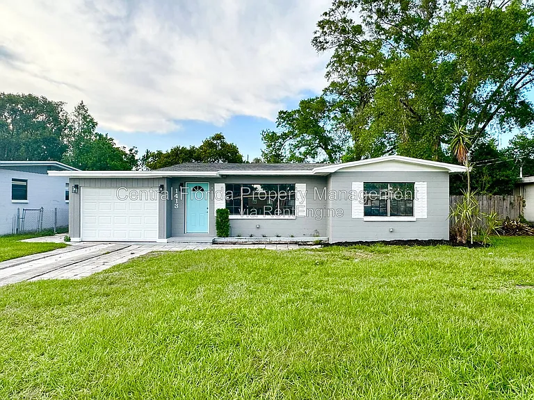1413 Carlson Dr — Photo 1