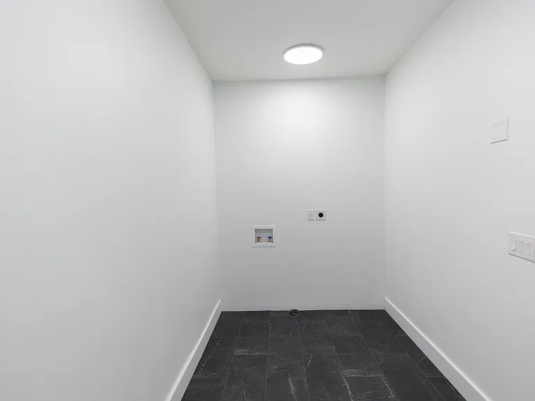 1410 E Fairwind — Photo 19