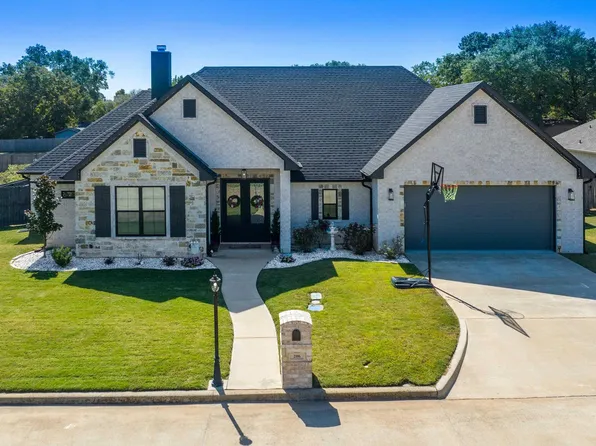 206 Lafoy Ln, Hallsville, TX 75650