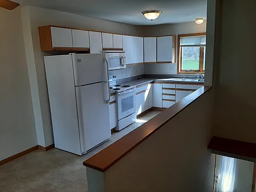 110 Maple Ct Photo 1