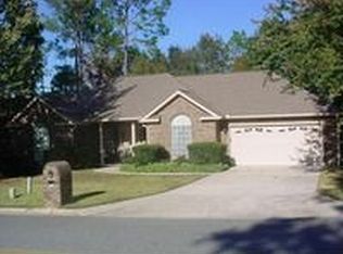 300 Plantation Dr, Warner Robins, GA 31088
