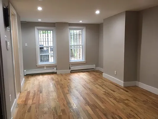 Rented by A P Realty Group NY LTD | media 10