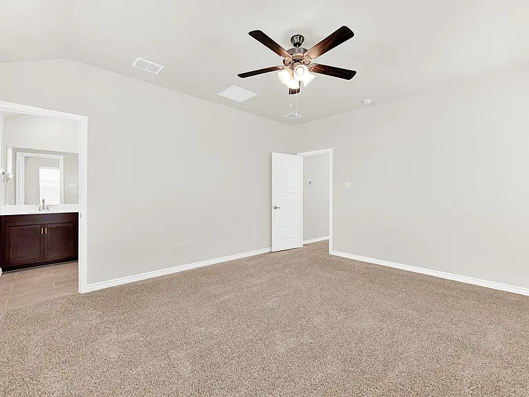 1328 Kimzey St #1 — Photo 12