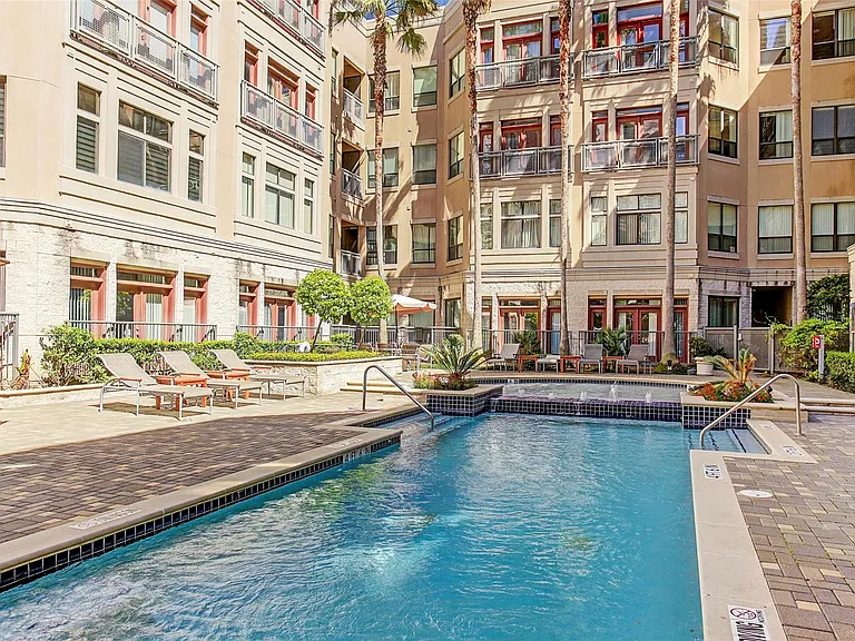 1901 Post Oak Blvd #2602 — Photo 21