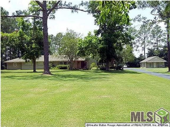 2nd image of 17927 Old Jefferson Hwy