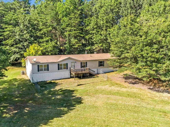 2223 Hammond Ct, Greer, SC 29651