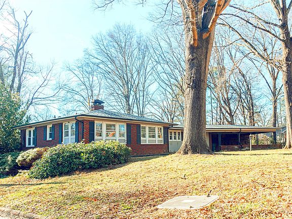 3rd image of 750 Spring St SW