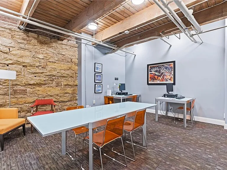 700 Broadway Blvd #508 — Photo 23
