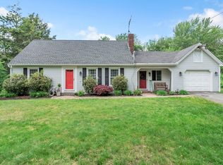 41 Lawrence St, Leominster, MA 01453