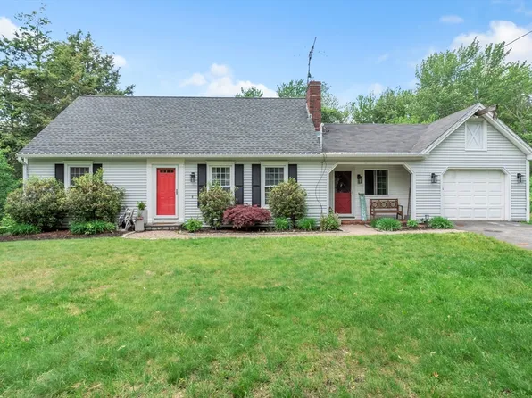 41 Lawrence St, Leominster, MA 01453