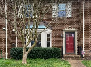 986 Colonial Meadows Way, Virginia Beach, VA 23454