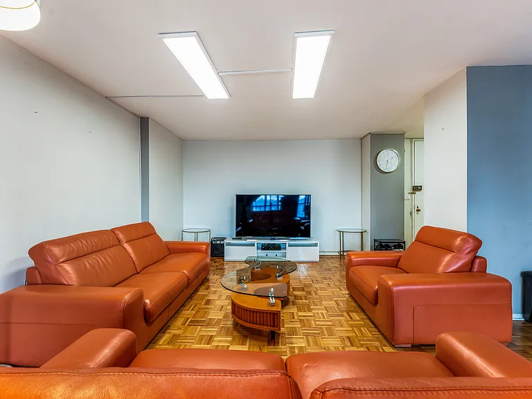 300 Winston Dr #318 — Photo 4