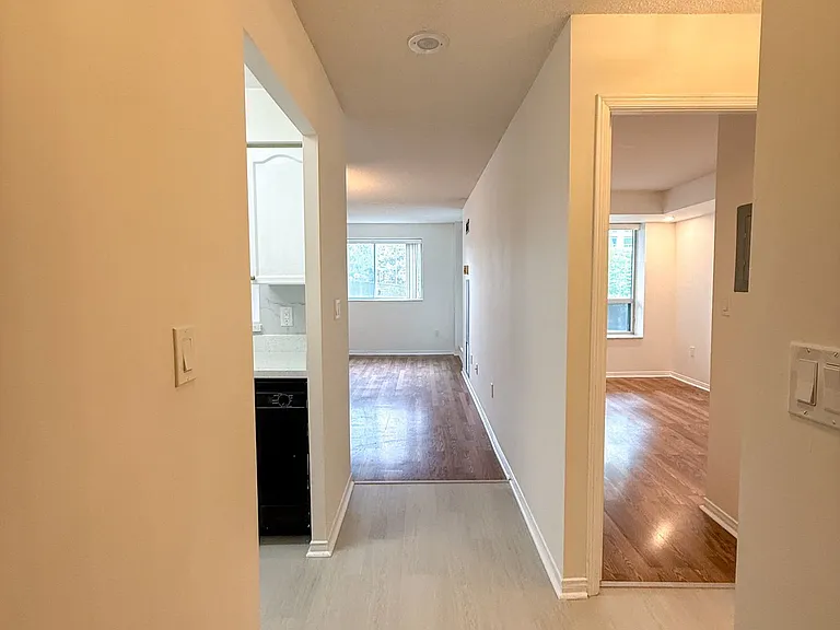 3 Pemberton Ave #206 — Photo 2