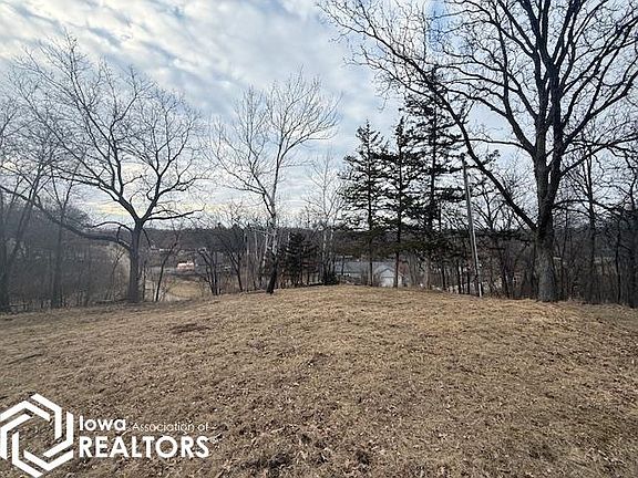 4th image of 2287-2288 S Lakeshore Dr #2289