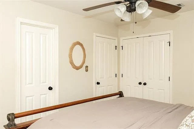 3 bed, 2.0 bath, 1196 sqft, $1,600 — Photo 3