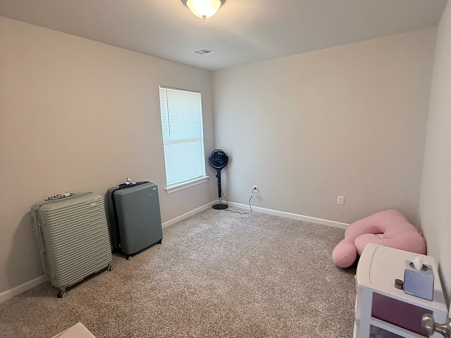 3 bed, 1540 sqft, $1,749 — Photo 2