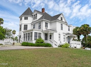 1000 S Peninsula Dr, Daytona Beach, FL 32118