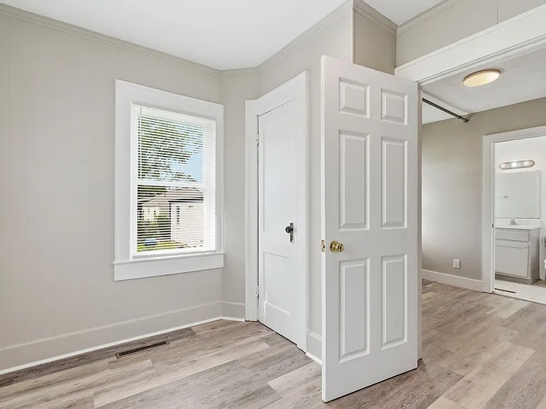 2154 E Cairo St — Photo 21
