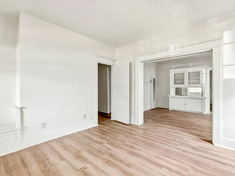 1250 W 35th Pl #1252 — Photo 16