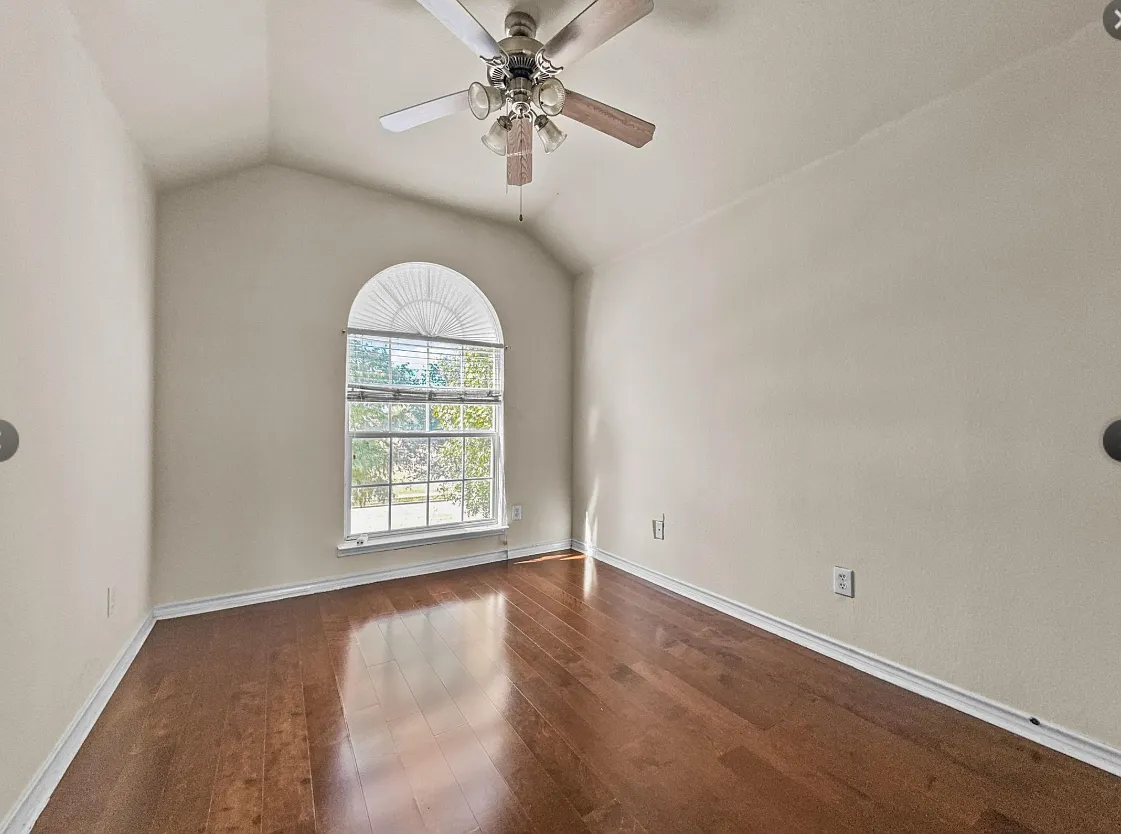 5 bed, 3.5 bath, 3068 sqft, $3,100 — Photo 4