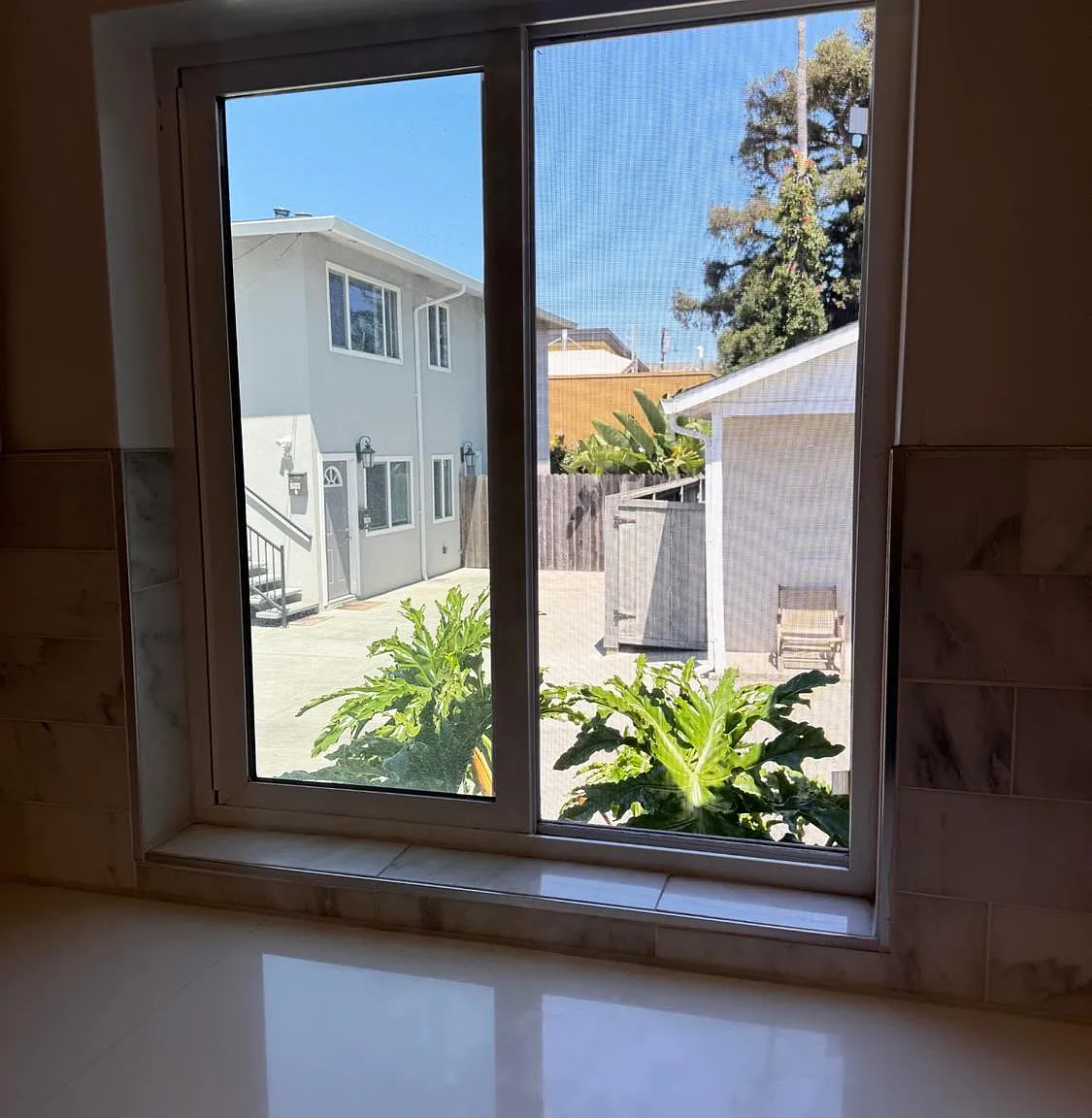 2 bed, 1.0 bath, 946 sqft, $3,950 — Photo 4