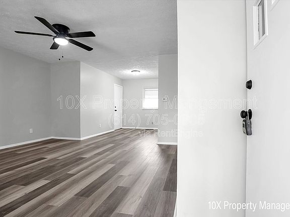 3rd image of 1285 Evergreen Rd