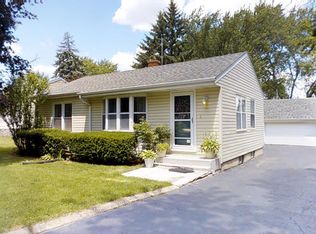 318 E Le Moyne Ave, Lombard, IL 60148