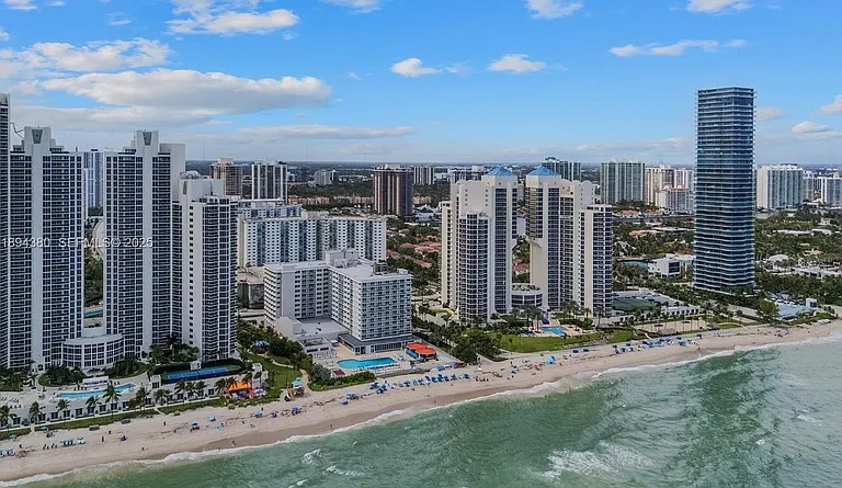 19201 Collins Ave #449 — Photo 3