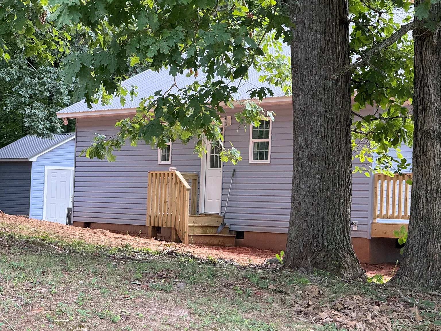 3 bed, 1140 sqft, $1,895 — Photo 4