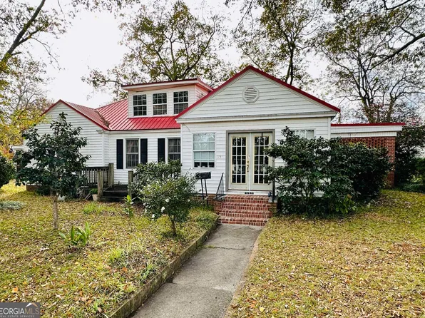 221 N St SW, Thomaston, GA 30286