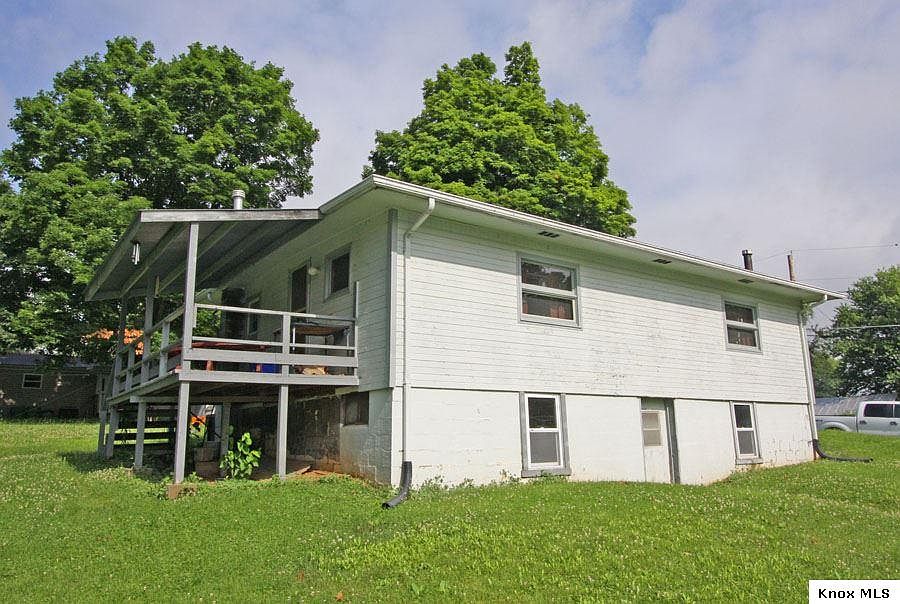 2nd image of 167 Tuttle Ave