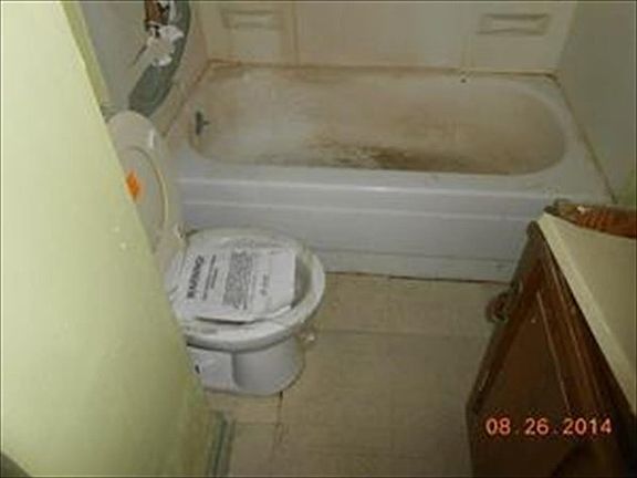 5th image of 5410 E 29th St