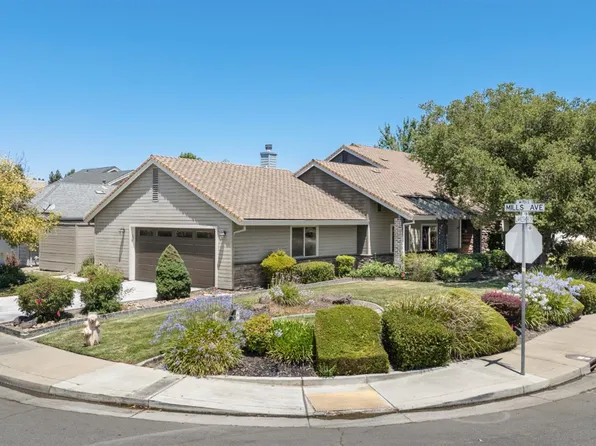 1947 Lakeshore Dr, Lodi, CA 95242