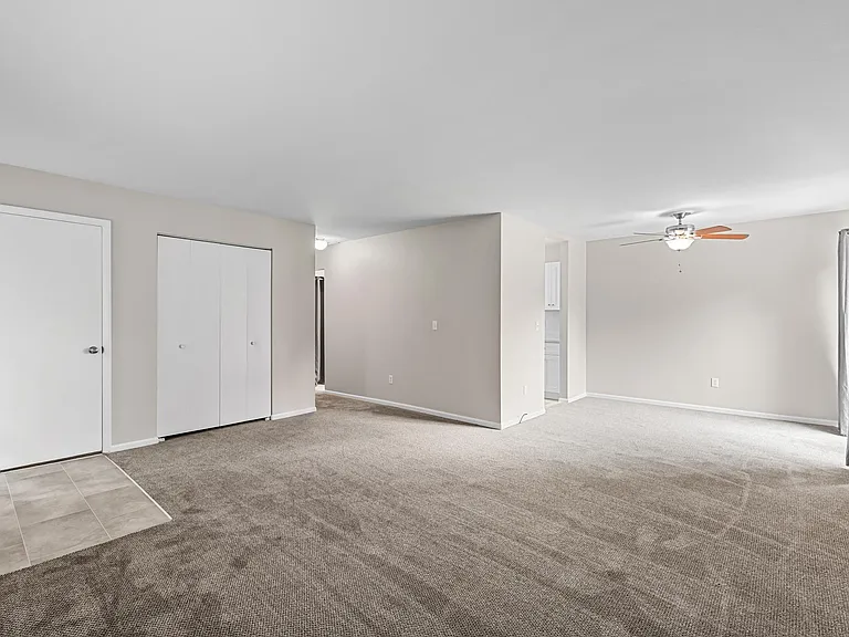 5261 Meade St — Photo 7