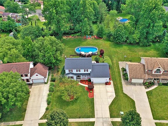 3rd image of 4453 Bunker Ln