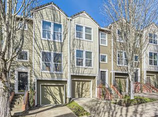 2817 NW Kennedy Ct, Portland, OR 97229