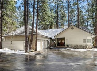 60726 Golf Village Loop, Bend, OR 97702