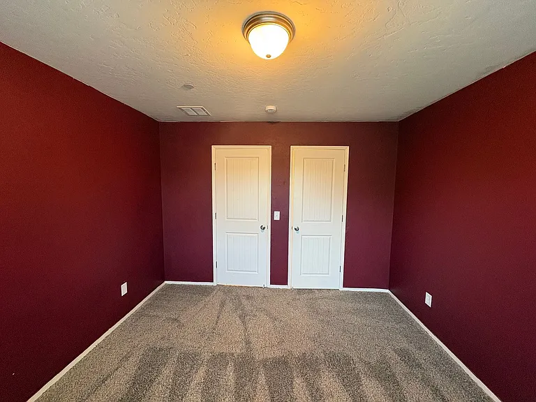 2132 E Sweet Ave — Photo 7