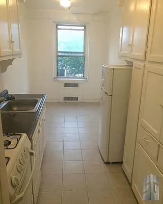 Rented by Skyline Group Real Estate | media 20