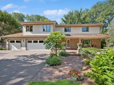 416 Turnpike Rd, Golden Valley, MN, 55416