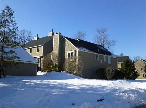 1st image of 52 Brickett Hill Cir #52